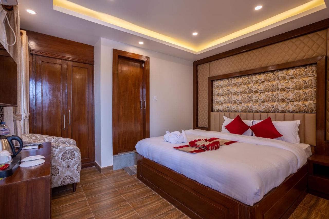 Airport Himalaya Boutique Hotel Kathmandu Exteriör bild