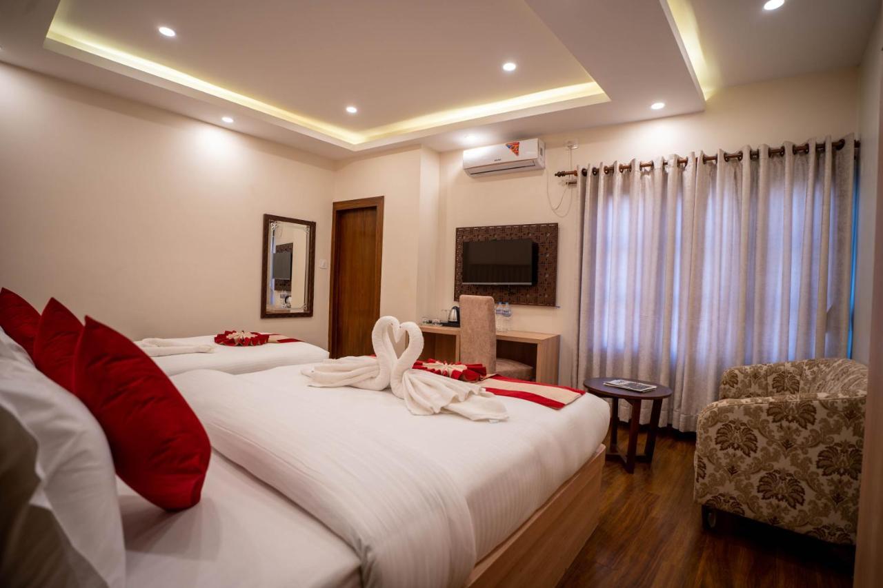 Airport Himalaya Boutique Hotel Kathmandu Exteriör bild