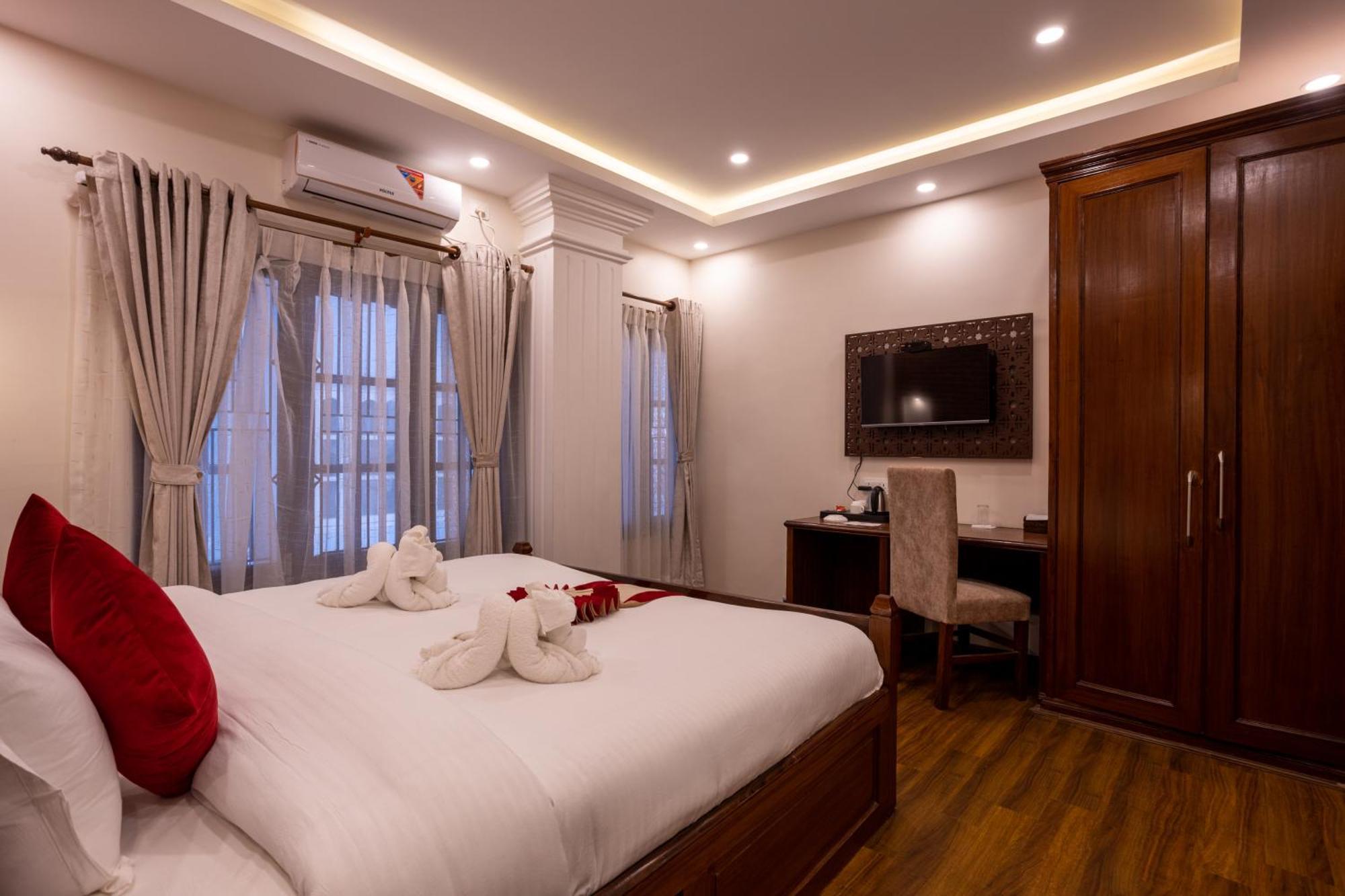 Airport Himalaya Boutique Hotel Kathmandu Exteriör bild