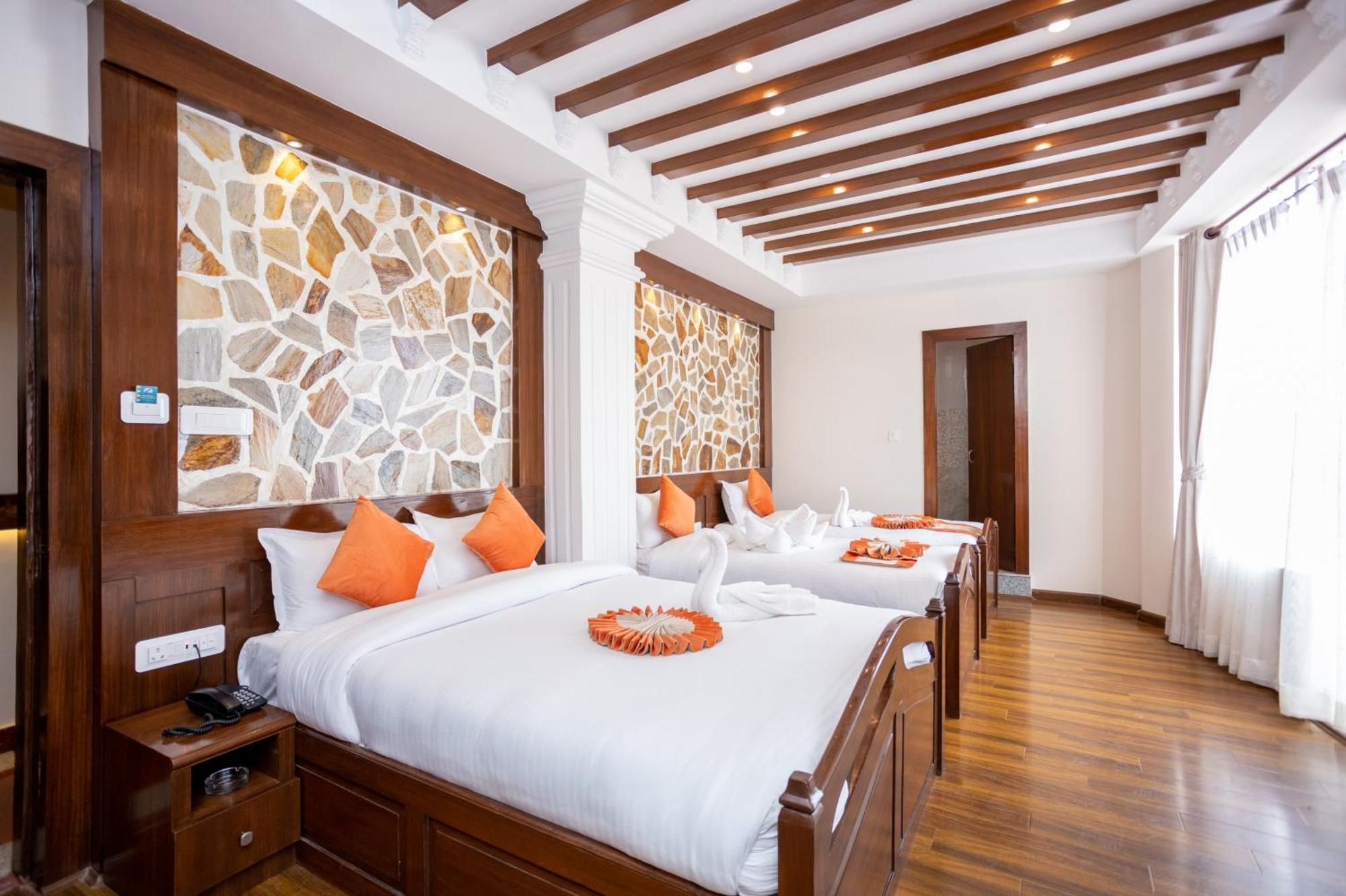 Airport Himalaya Boutique Hotel Kathmandu Exteriör bild