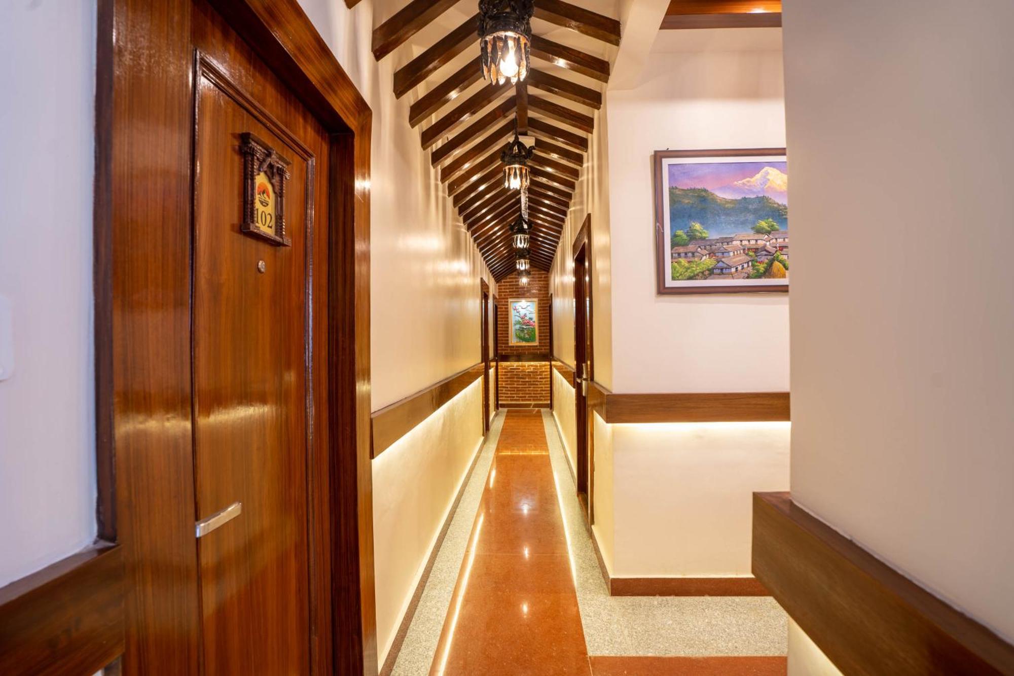 Airport Himalaya Boutique Hotel Kathmandu Exteriör bild